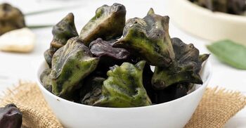 স্বাস্থ্যকর হলেও যাদের জন্য ক্ষতিকর পানিফল