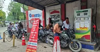 ভিড় নেই ঢাকার কোনো পাম্পে, মিনিটেই মিলছে তেল 