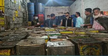মজুত করা ১ লাখ ৪২ হাজার লিটার ভোজ্যতেল জব্দ, ৬ লাখ টাকা জরিমানা