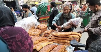 শবে বরাতে পুরান ঢাকায় হালুয়া-রুটির চাহিদা বেশি