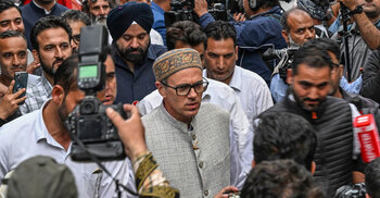 Indian Kashmir elects first regional government in a decade