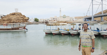 আরব সাগরের নীল জলরাশি ছুঁয়ে যে শহর