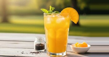 অল্প সময়ে বানিয়ে নিন কমলার শরবত