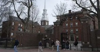 হামাসের পক্ষে অবস্থান নেওয়ায় হার্ভাডের ফান্ডিং বন্ধ: পেন্টাগন