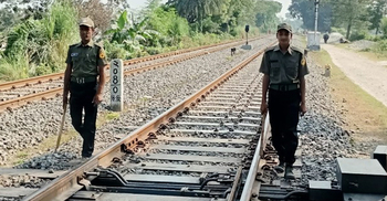 পাবনায় ৪৩ পয়েন্ট পাহারায় ২ শতাধিক আনসার