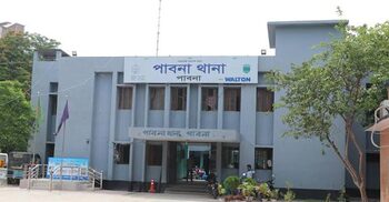 পাবনায় চরমপন্থি সদস্যকে কুপিয়ে ও গুলি করে হত্যা