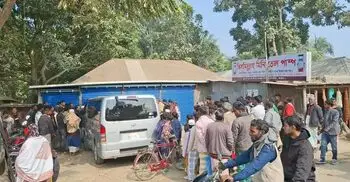 পাবনায় ৩ মিনি পেট্রোল পাম্পের মালিককে জরিমানা, দুইটি সিলগালা