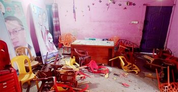 নির্বাচন ঘিরে ঈশ্বরদীতে বিএনপির দুই পক্ষের হামলা-পাল্টা হামলা-গুলি