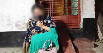 ‘আমাকে বিয়ে করতে হবে এটাই শেষ কথা’ প্রেমিককে তরুণী