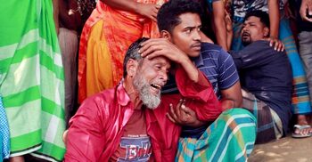 কালুখালী উপজেলায় নিহত ৮ জনের দাফন সম্পন্ন, শোকে কাতর পরিবার