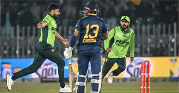 রুদ্ধশ্বাস থ্রিলারে শ্রীলঙ্কাকে ৬ রানে হারালো পাকিস্তান