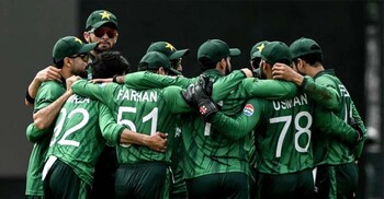 কষ্টার্জিত জয়ে আসর শুরু পাকিস্তানের