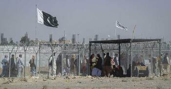 ১৪ লাখ আফগান শরণার্থীকে জোর করেই ফেরত পাঠাচ্ছে পাকিস্তান