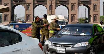 আত্মঘাতী বোমা হামলার পর ইসলামাবাদে কঠোর নিরাপত্তা, সতর্ক পাকিস্তান সরকার