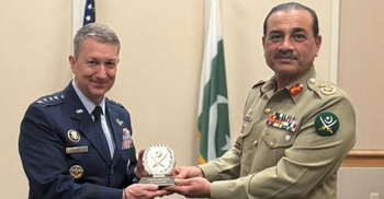 Pak army chief in US again, meets military, political leaders