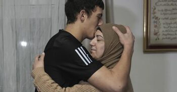 Israel releases 30 prisoners after Hamas frees 12 hostages