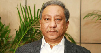 Papon leaves BCB, finally