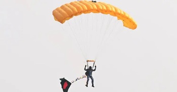 Bangladesh sets world record for parachuting with flags