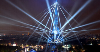 Paris dazzles with a rainy Olympics opening ceremony on the Seine
