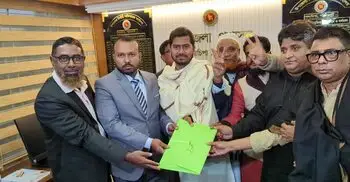 পটুয়াখালী-৩ আসনে মনোনয়নপত্র জমা দিলেন নুরুল হক