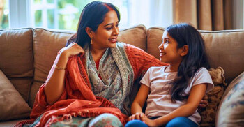 কন্যাকে পিরিয়ড সম্পর্কে জানাবেন কীভাবে, নির্দেশনা দিয়েছে ইউনিসেফ