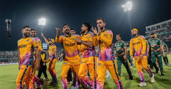 Nahid, Hardie help Babar Azam’s Peshawar Zalmi win PSL title