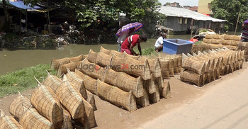 বিক্রির ধুমেও চিন্তায় চাঁই কারিগররা