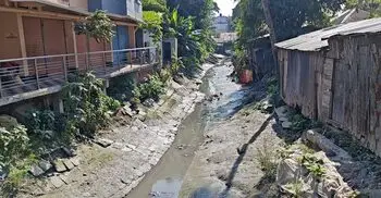 দখল-দূষণে দামোদর খালের দম যায় যায়