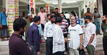 অতিরিক্ত ভাড়া আদায়ের দায়ে চার পরিবহনকে জরিমানা