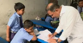 শিশুদের চিত্রাঙ্কনে অটোগ্রাফ দিলেন প্রধানমন্ত্রী তারেক রহমান