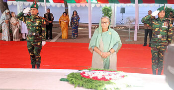 PM pays glowing tributes to Bangabandhu in Tungipara