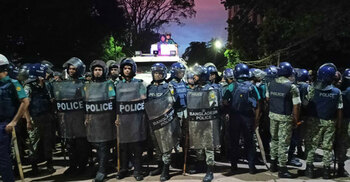 Over 100 injured as BCL swoops on protesters