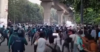 BCS aspirants clash with police, 5 hospitalised