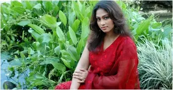 ফেরদৌসের পর এবার পপিকে বাদ দিলেন নির্মাতা