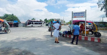 আন্দোলনেও স্বাভাবিক বাংলাবান্ধা ইমিগ্রেশনের কার্যক্রম