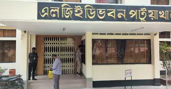 সোয়া ৯টা বাজলেই এলজিইডি অফিসে তালা, ঢুকতে পারবেন না কর্মরতরা