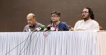 আইনশৃঙ্খলা পরিস্থিতি পর্যালোচনা বৈঠকে অংশ নেন ১০ উপদেষ্টা