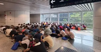 বাংলাদেশিসহ বিভিন্ন দেশের ১১১ অভিবাসীকে ফেরত পাঠালো মালয়েশিয়া