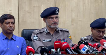 ঈদে বাড়ি যাচ্ছেন?