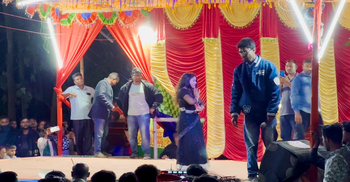 টাঙ্গাইলে মেলার নামে অশ্লীল নৃত্য ও জুয়ার আয়োজন, মুক্তিযোদ্ধাদের ক্ষোভ