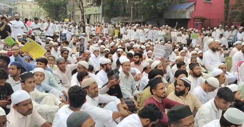 Waqf Bill triggers huge protests in Kolkata, Chennai, Ahmedabad
