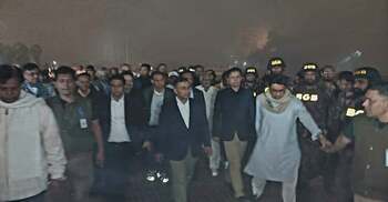 জাতীয় স্মৃতিসৌধে তারেক রহমান