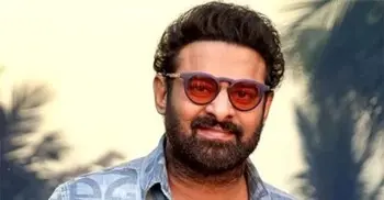 শুটিংয়ে যাওয়ার পথে দুর্ঘটনা, থমকে গেল প্রভাসের ‘ফৌজি’