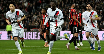 নিসকে উড়িয়ে শীর্ষে ফিরলো পিএসজি