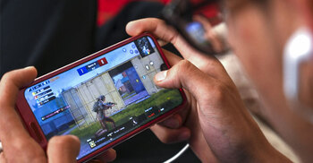 পাবজি আসক্ত ছেলের ফোন কেড়ে নেওয়ায় আত্মহত্যা