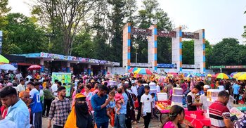 ঈদের তৃতীয় দিনেও জাতীয় চিড়িয়াখানায় দেড় লাখ দর্শনার্থীর সমাগম