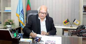 ইউজিসি চেয়ারম্যান অধ্যাপক এস এম এ ফায়েজের পদত্যাগ