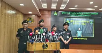 বাস-ট্রেনের সংঘর্ষে ১২ মৃত্যু: ঘটনাস্থলে ছিলেন না দুই গেইটম্যানের কেউই