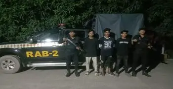 8 held with weapons in Mohammadpur mugging attempt