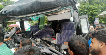 Child dies, 22 injured as bus, RAB vehicle collide